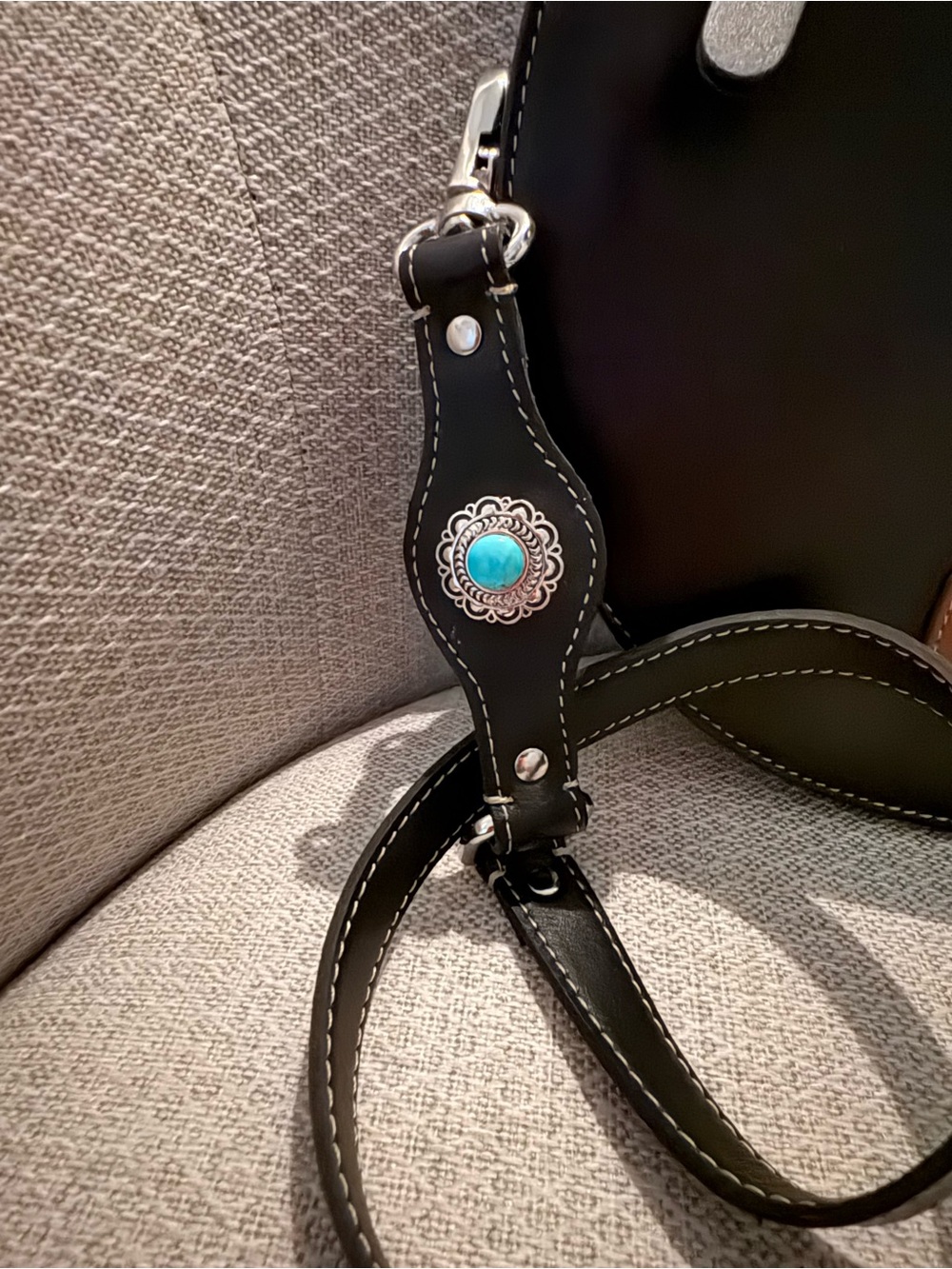 Myra Turquoise and black Floral Tooled Round Crossbody Leather bag - Picture 4 of 9